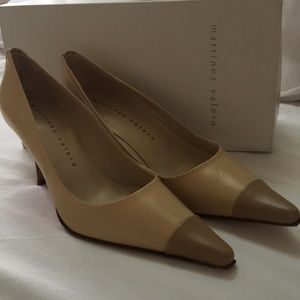 Martinez Valero Women’s Shoes New!